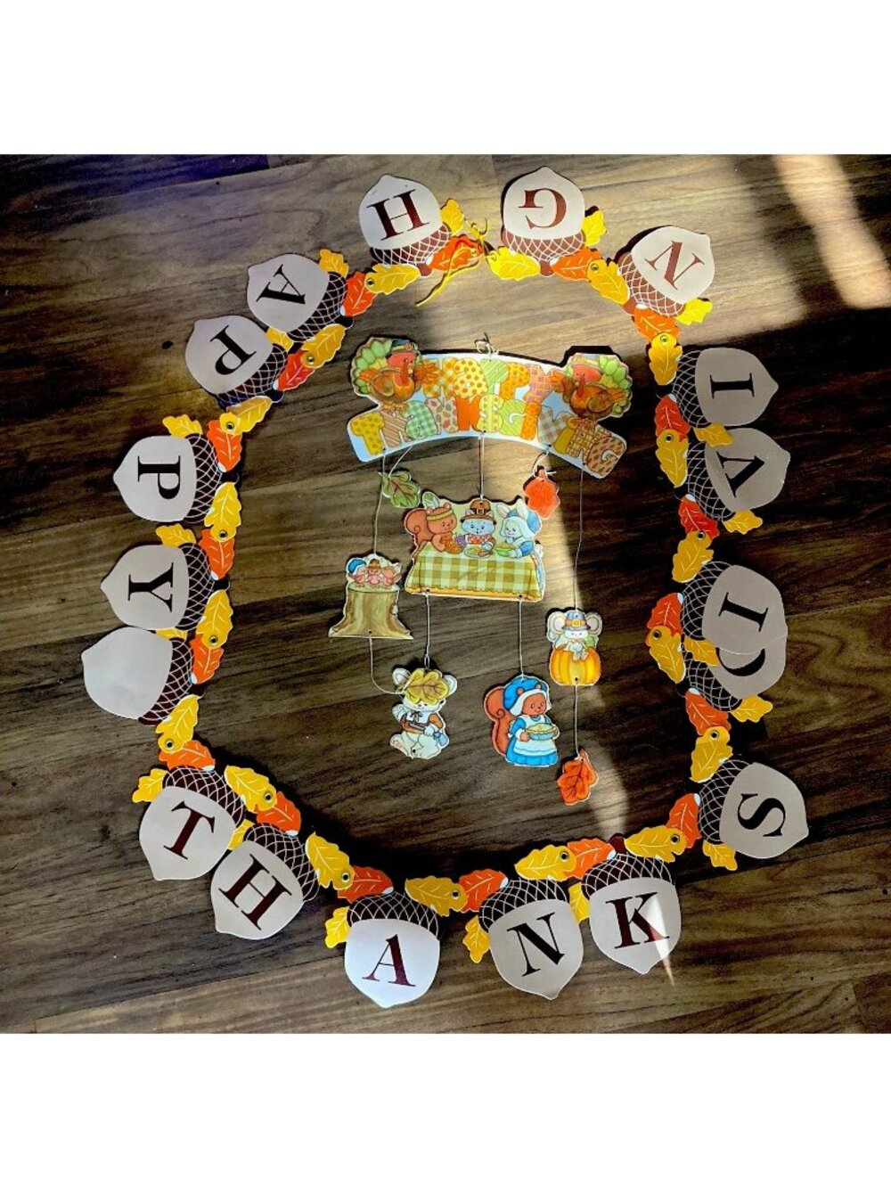 VTG Happy Thanksgiving Letter Garland w Leaf Acorn Cutouts Hanging 2 pc 1980โs